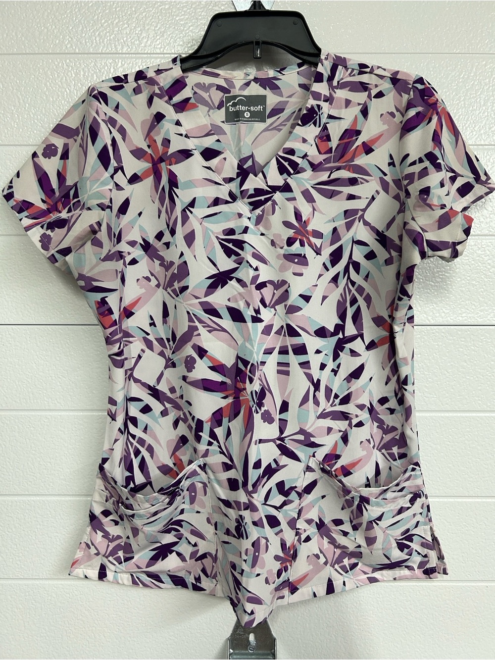 Butter-Soft Floral V-Neck Scrub Top in Purple and Pink